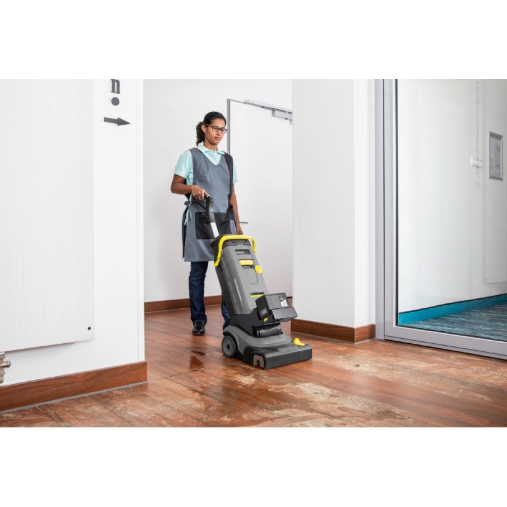 KARCHER BR 30/4 C Bp Pack Μηχανή περιποίησης δαπέδων μπαταρίας