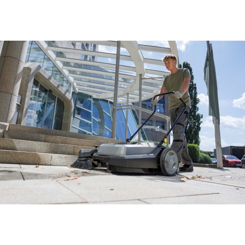 KARCHER KM 70/20 C Σάρωθρο πεζού χειριστή 